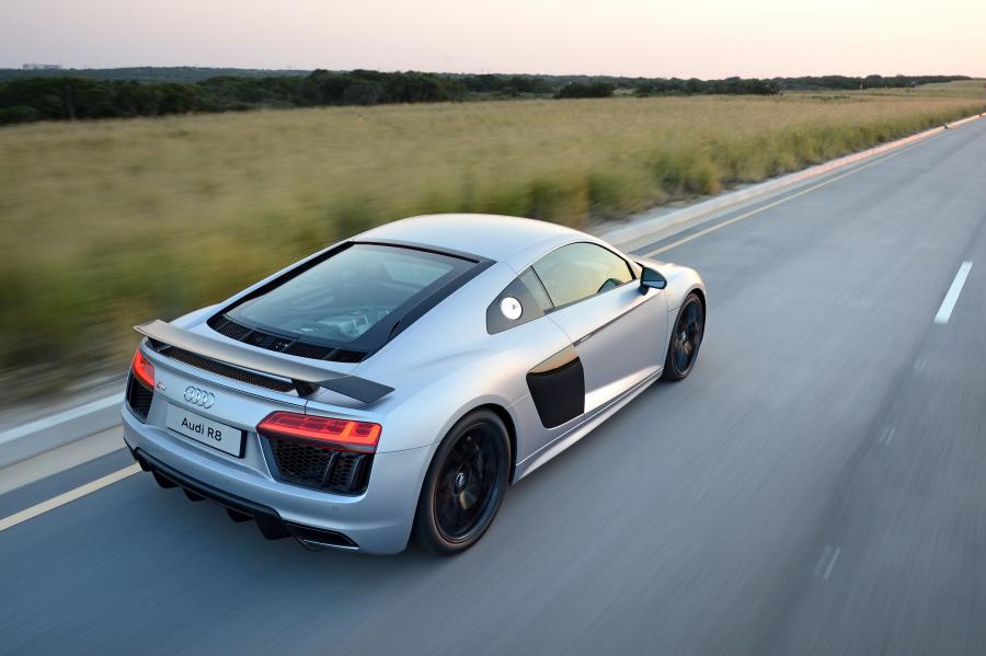  Audi R8 V10 Plus 2016 года  (ZA) (фото 18 из 22)